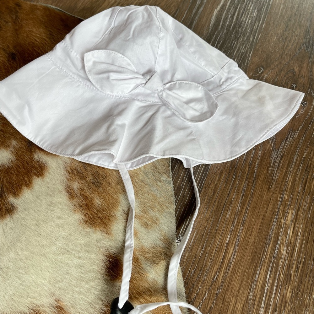 White Baby Sun Hat with Bow